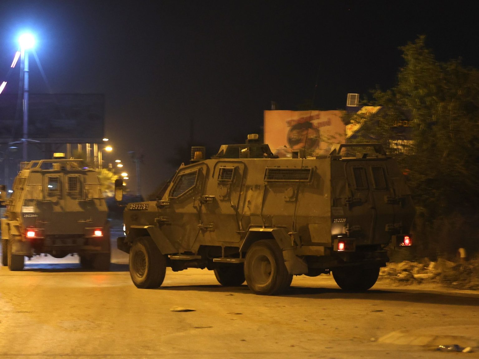 اقتحامات بأنحاء الضفة وهجمات للمستوطنين بأريحا وبيت لحم 33G62KL highres 1692087050