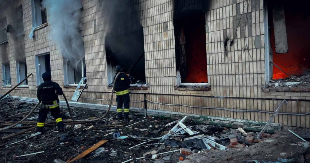 هجمات متبادلة بين روسيا وأوكرانيا والصين تدخل على خط الأزمة 37387964 1742395423