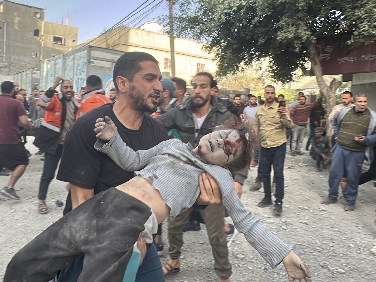 اليونيسيف: 16 ألف طفل قتلوا في غزة و39 ألفا أصبحوا أيتاما 37528164 1743844438