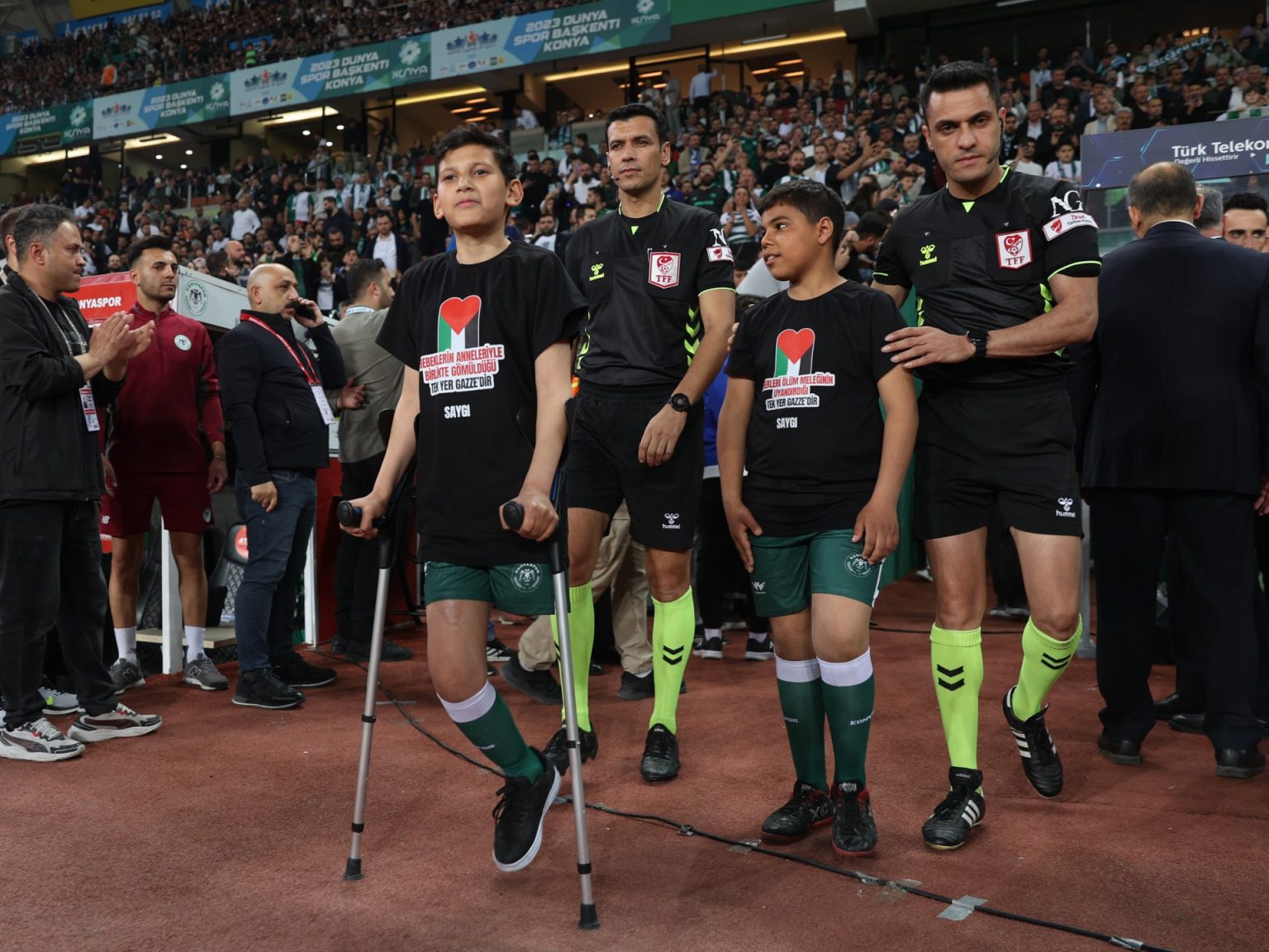 شاهد.. أطفال غزة يخاطبون العالم خلال مباراة في تركيا AA 20 TURKISH CUP 1745401387