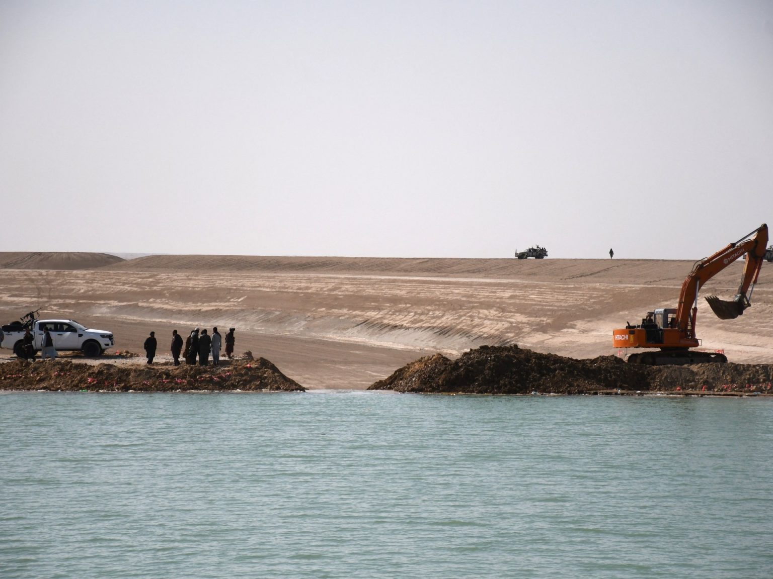 نهر جيحون.. يروي الأرض في آسيا الوسطى ويشعل العلاقات AFP 20231011 1744797889