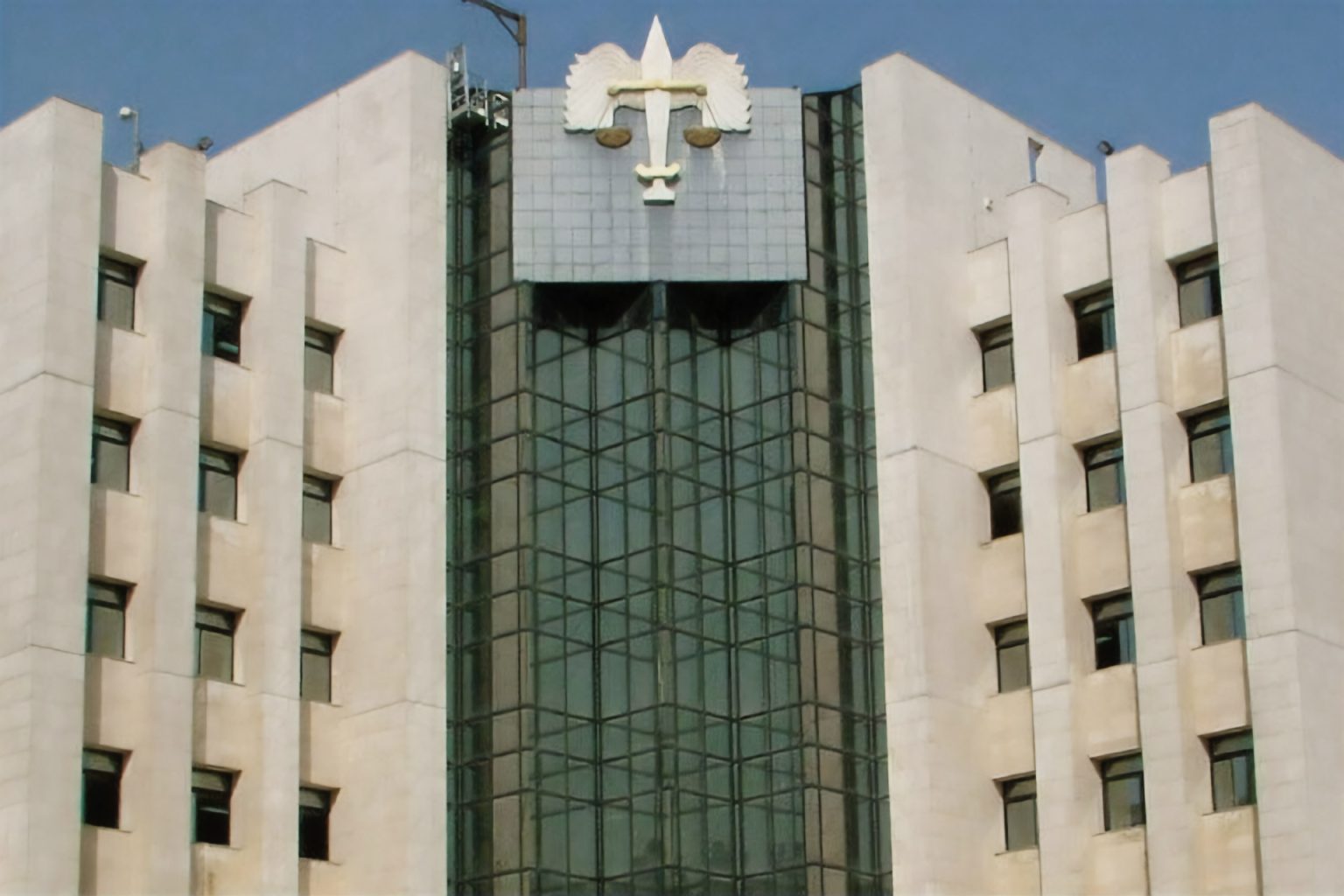 ماذا وراء إفراج دمشق عن مسؤولين بنظام الأسد؟ D8B3D988D8B1D8B3D8A8D8A8 1744979434