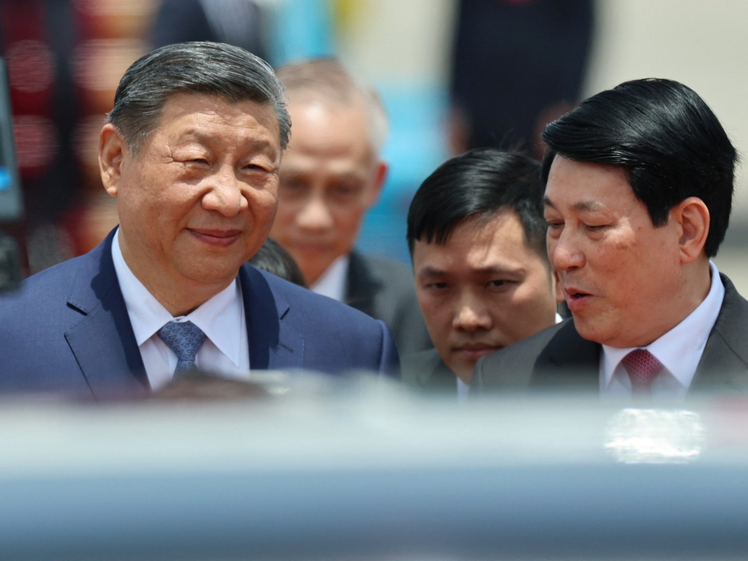 الرئيس الصيني يندد بالحمائية التجارية مع بداية جولة آسيوية Xi Jinping2 1744618945