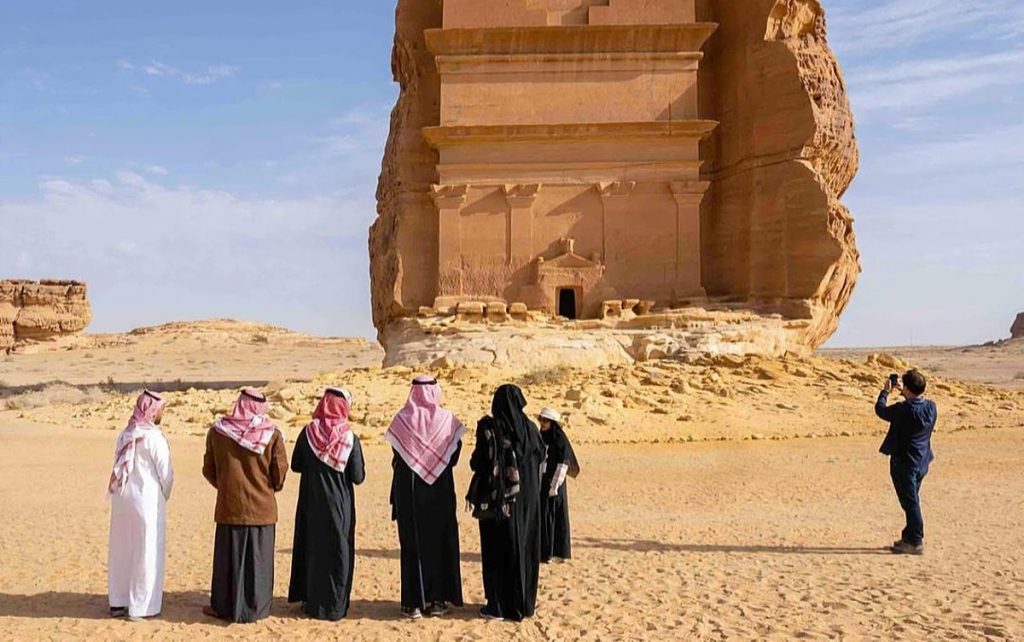 في يوم التراث العالمي.. العُلا تحاكي العالم بإرثها المتنوع ajel2F2025 04 182Fzr26q7vx2FIMG20250418161046