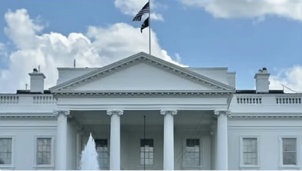 البيت الأبيض: فريق التفاوض التجاري عقد اجتماعات مع 34 دولة ajel2F2025 04 222F5fya53yv2FD8A7D984D8A8D98AD8AA D8A7D984D8A3D8A8D98AD8B6