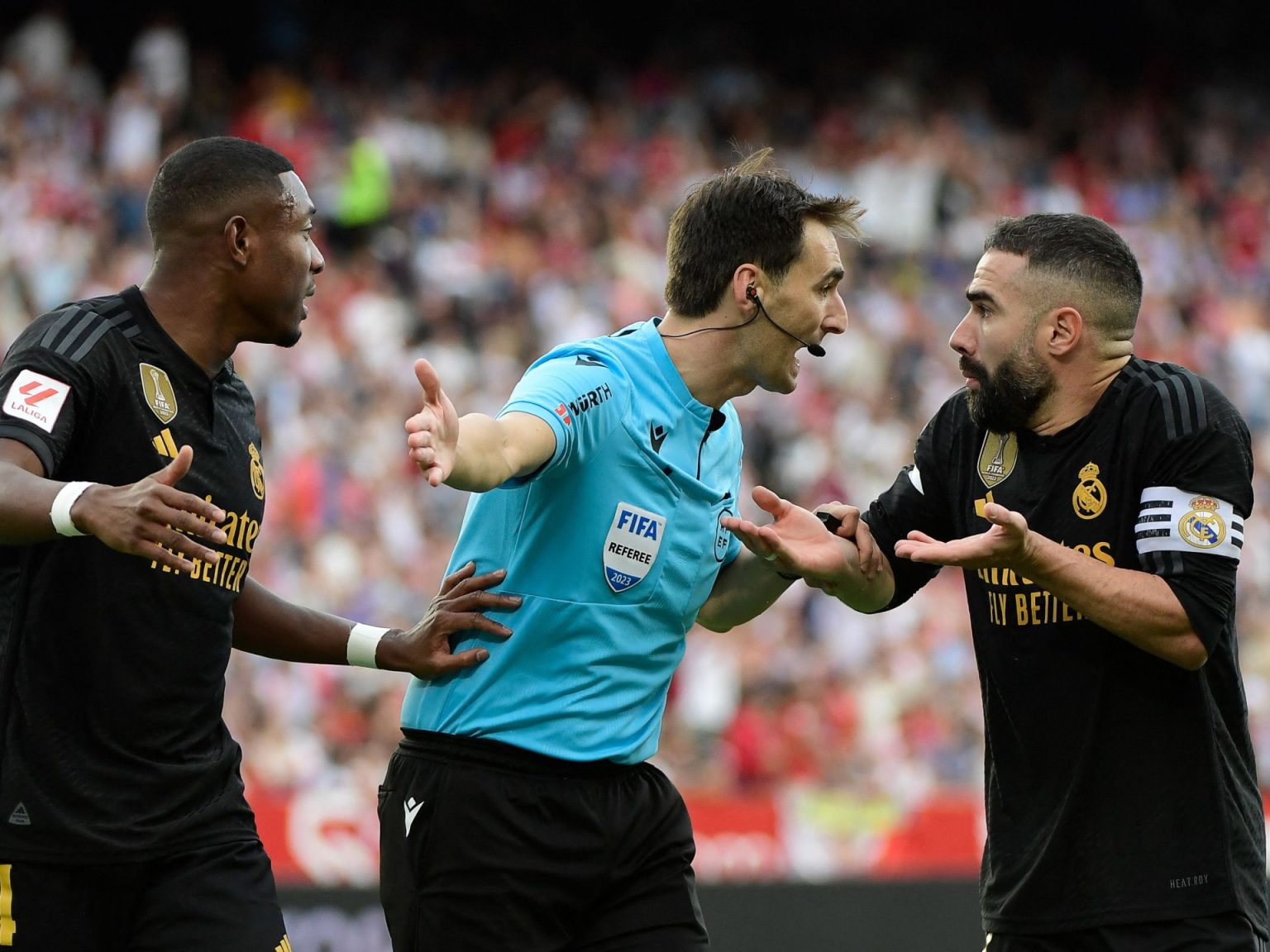 ريال مدريد يهدد بالانسحاب أمام برشلونة بنهائي كأس الملك وهذه عقوبات تنتظره doc 33yv79x 1698079784