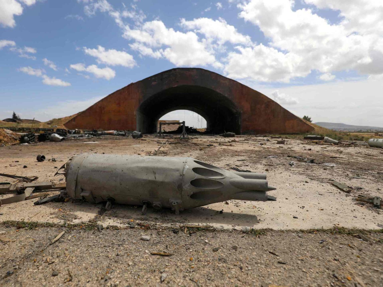 سوريا والتطبيع مع إسرائيل بين تحقيق المصالح والتفريط بالثوابت doc 38yb4t8 1743882055