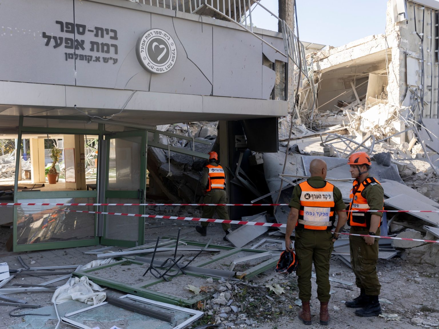 الحوثيون يقصفون إسرائيل ويعلنون ضرب حاملة طائرات أميركية getty 680cfad25f 1745681106