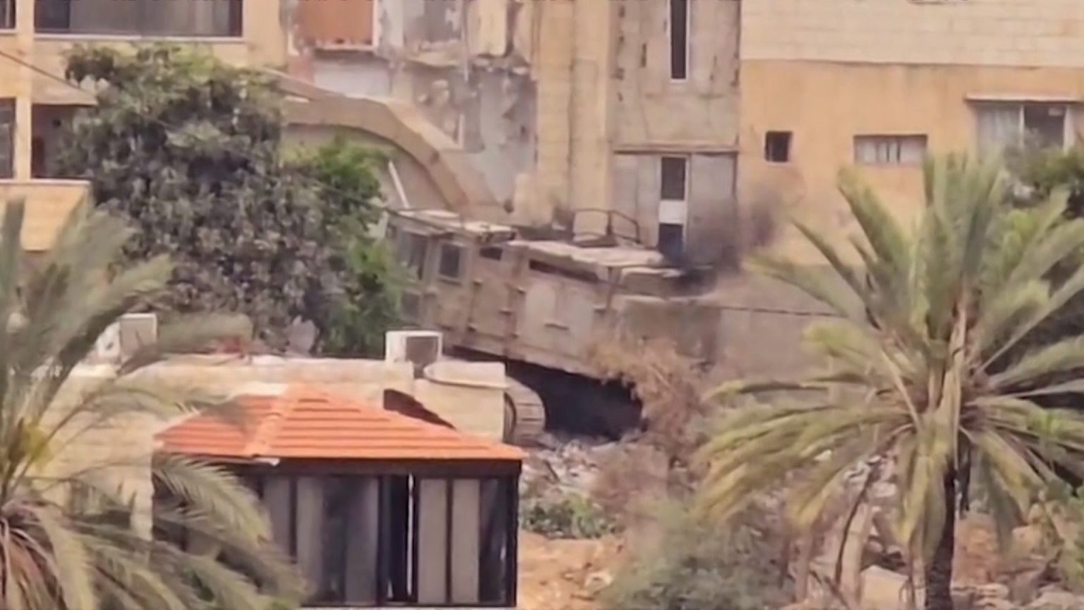 قوات الاحتلال تهدم منازل فلسطينية في مخيم جنين image 1744238199