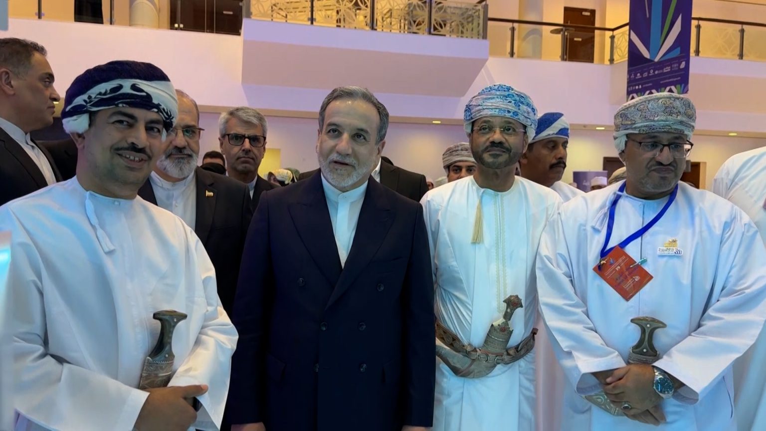 واشنطن وطهران تختتمان جولة ثالثة من المفاوضات النووية في مسقط image 1745700020