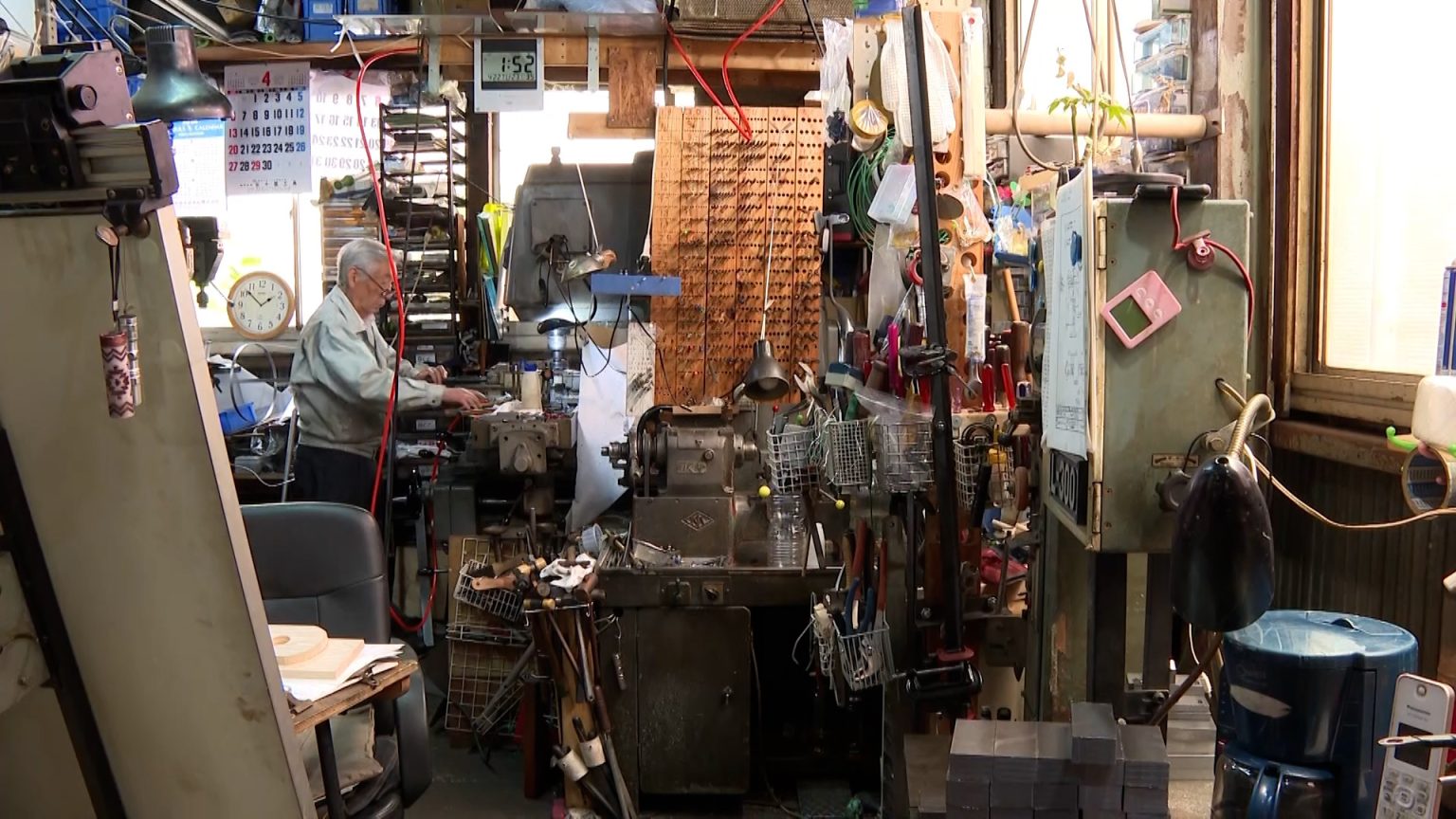 مخاوف يابانية من تداعيات الرسوم الجمركية الأميركية على الاقتصاد image 1745826190