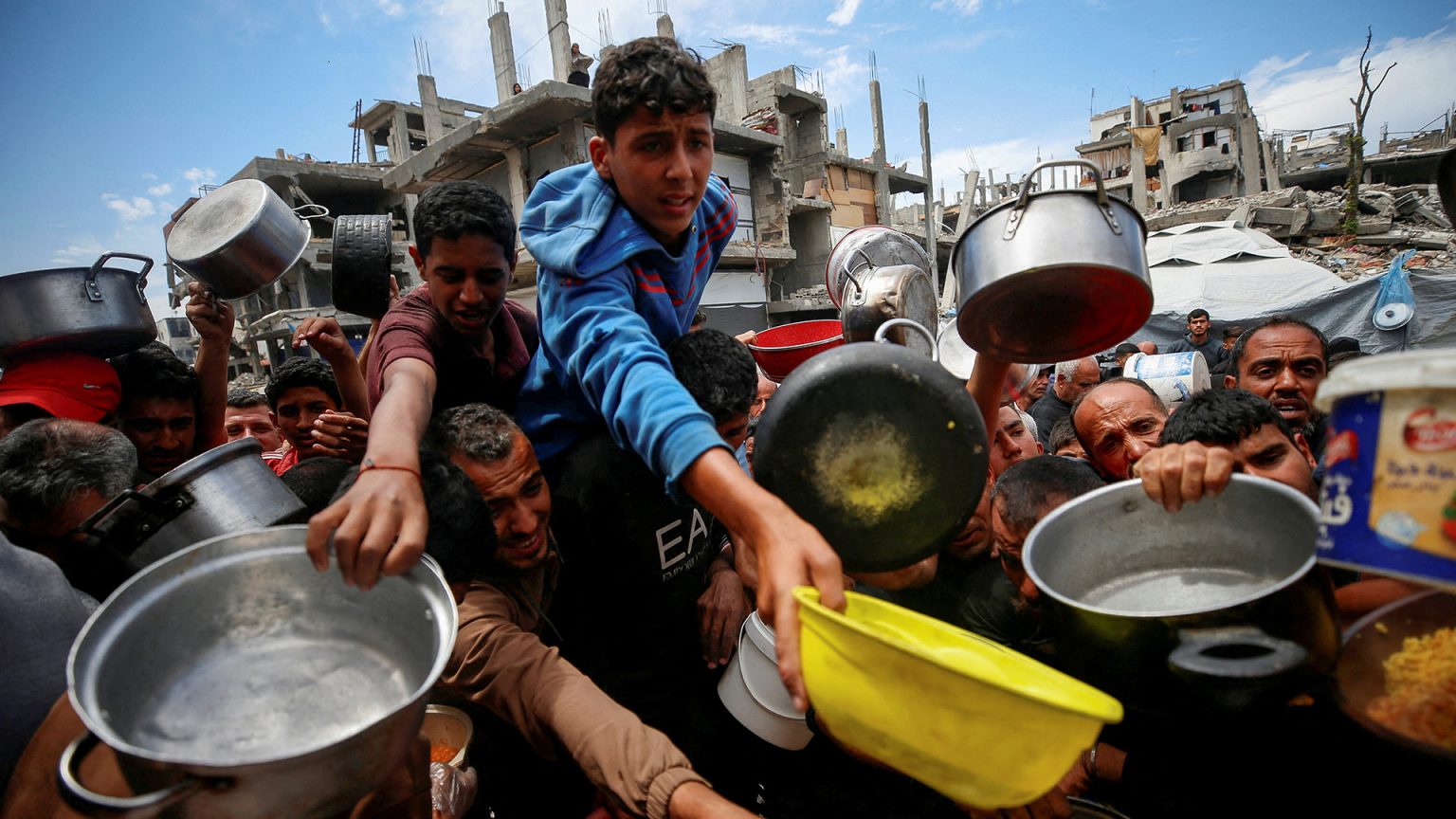 بالأرقام.. تداعيات أزمة الجوع في غزة image 1745963603