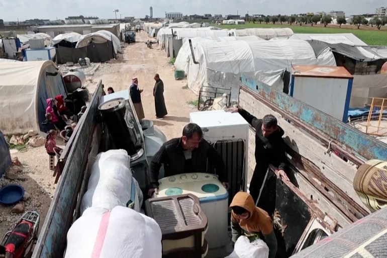 بعد 7 سنوات من النزوح.. إبراهيم يعود إلى قريته في ريف إدلب 2 قصص إنسانية - إبراهيم العزو