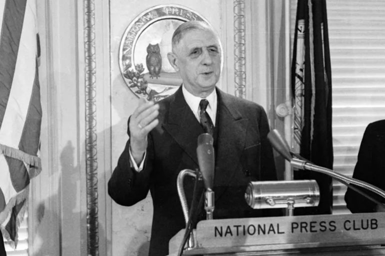 ذكرى الحرب العالمية الثانية.. هكذا عانى العرب ويلات حرب لا تعنيهم 21 French President Charles de Gaulle (1890 - 1970) speaks at the National Press Club, Washington DC, April 23, 1960. (Photo by Benjamin E. 'Gene' Forte/CNP/Getty Images)
