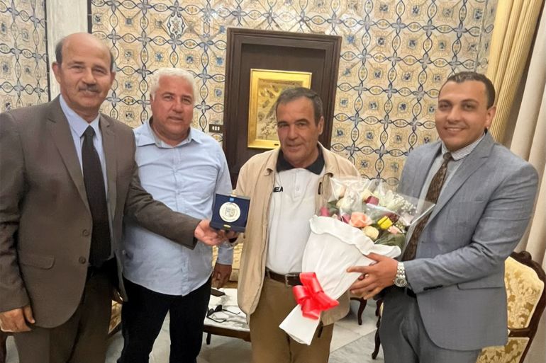 الهادي البياري أسطورة تونسية صنعت المجد وعانى التجاهل والنكران 20 بلدية أريانة كرمت الهادي البياري الذي بدأ مسيرته الكروية مع الفئات السنية في جمعية أريانة (مواقع التواصل)