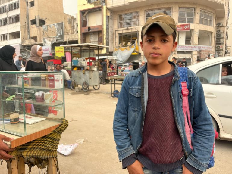 الحرب تسلب أحلام أطفال غزة بالتعليم وتخوُّف من تفشي الأمية 19 الطفل ماهر زقوت: أيام المدرسة كانت حلوة.. لكن الآن الوضع مرعب، نخاف من الموت والقصف