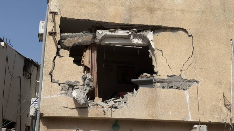 مأساة النكبة تتكرر من جديد في مخيمات شمال الضفة 20 فاطمة محمود الجزيرة نت نور شمس فلسطين_ جزء من الدمار في منازل المواطنين في مخيم نور شمس