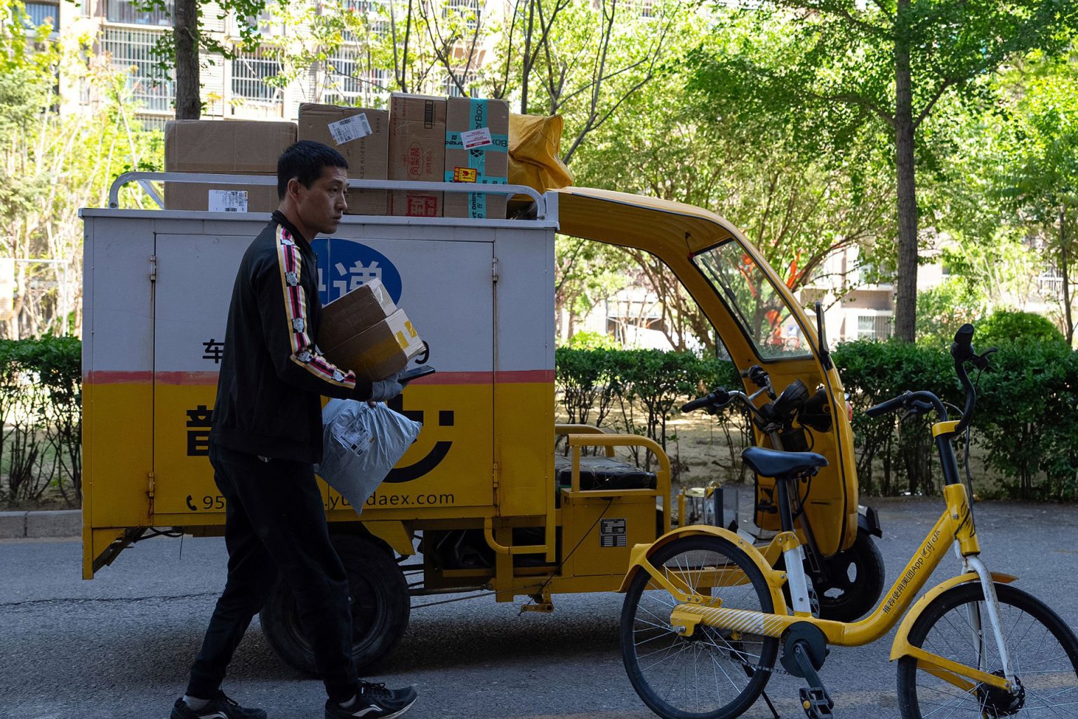 إيكونوميست: السلاح السري للصين في الحرب التجارية 120 1746430946