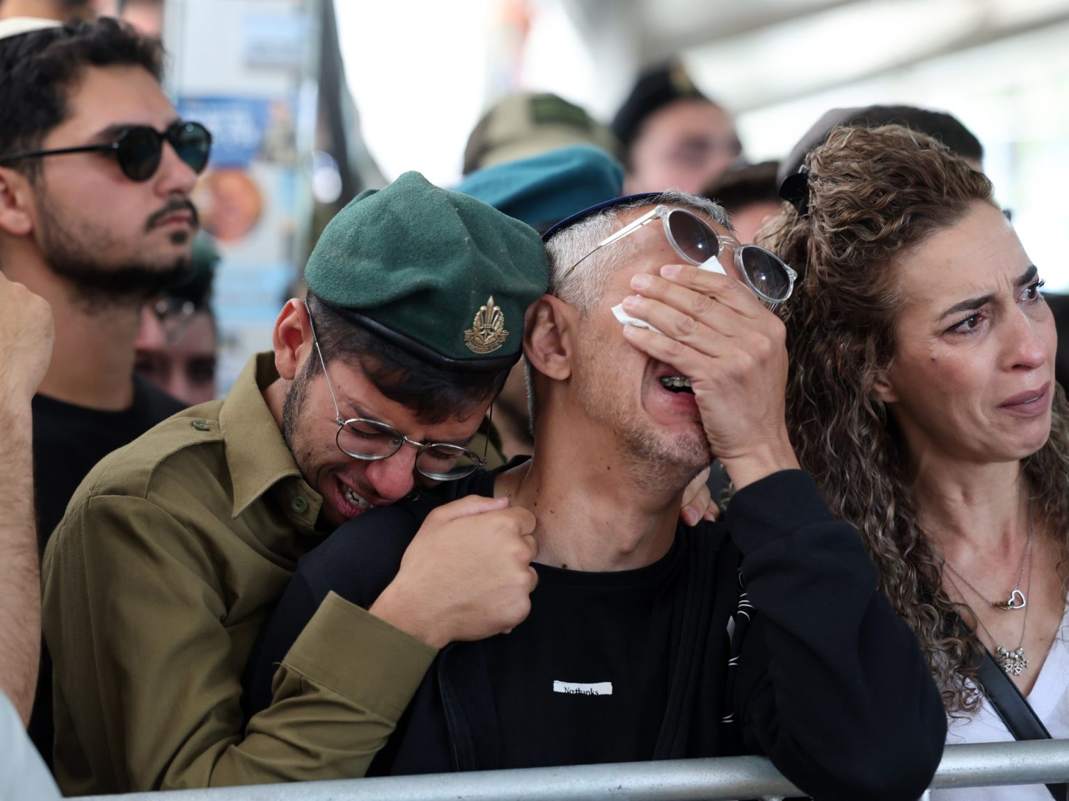 ضابط إسرائيلي سابق: الحرب على غزة حملة توراتية بغطاء عسكري 12998145 1746963011