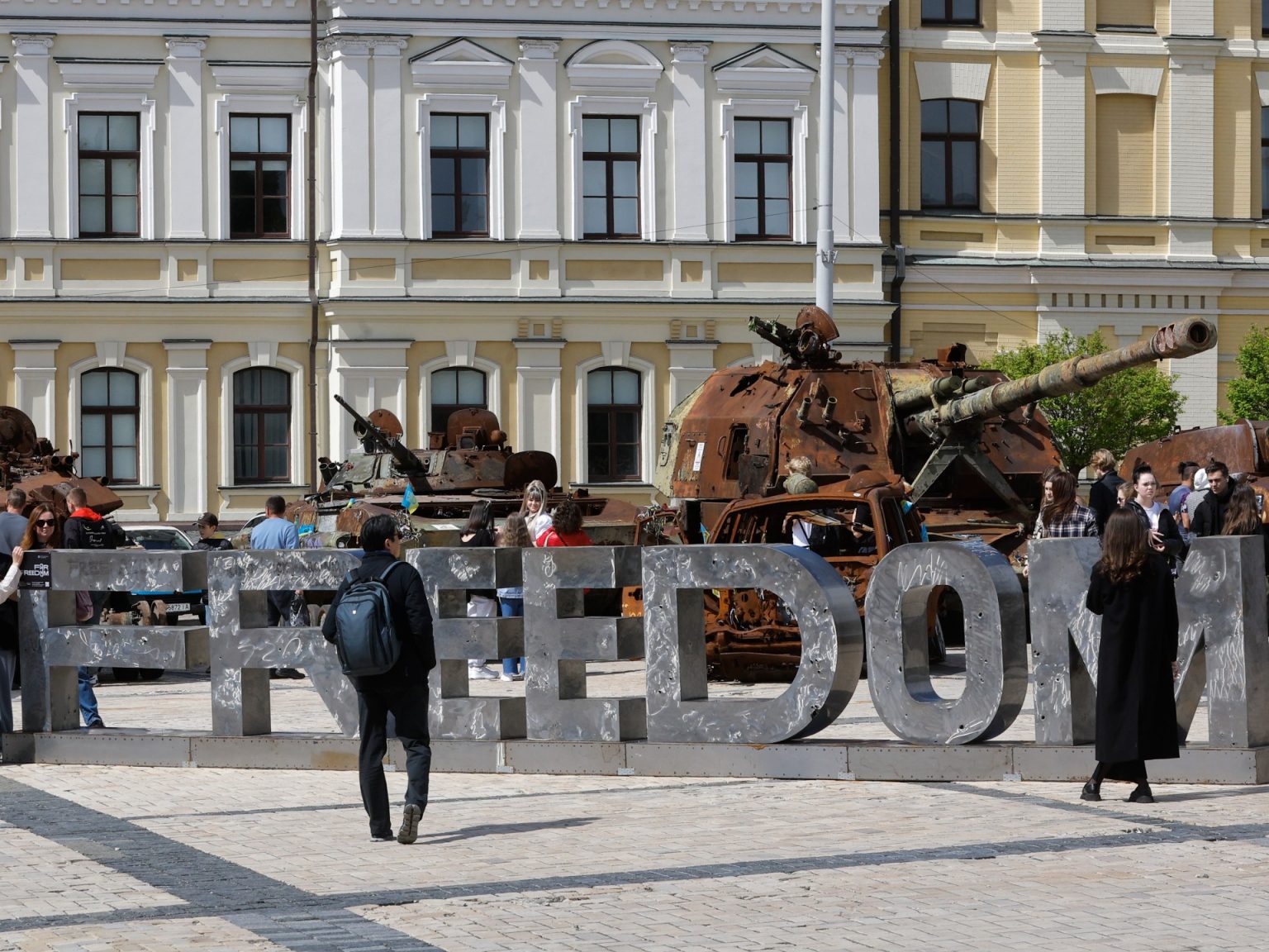 أوكرانيا تعلن تعرضها لهجمات روسية وأوروبا تمهد لعقوبات على موسكو 13034351 1747034698