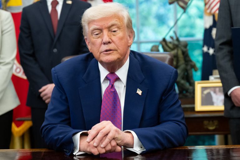 ترامب يبدأ غدا زيارة للمنطقة تشمل السعودية وقطر والإمارات 19 US President Donald Trump speaks while signing legislation relating to household consumer energy policies, in the Oval Office of the White House in Washington, DC, on May 9, 2025. (Photo by SAUL LOEB / AFP)