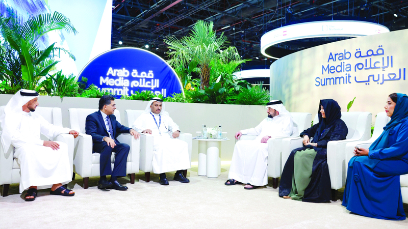 أحمد بن محمد: التطورات السياسية والتقنية تتطلب توحيد الصوت العربي ورسالة المنطقة إلى العالم 1748405025 image