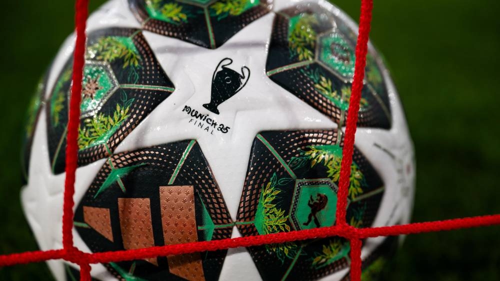 «يويفا» للمشجعين: احذروا من تذاكر السوق السوداء 2527912