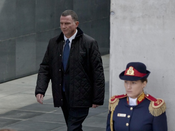 استدعاء الاحتياط الإسرائيلي تحت المجهر.. مناورة سياسية أم ضرورة حربية؟ 21 Israel's Knesset speaker Yuli Edelstein walks during Holocaust Remembrance Day commemorations at the Holocaust memorial, in Bucharest, Romania, Thursday, Oct. 8, 2015. About 280,000 Romanian Jews and 11,000 Romanian Roma, or Gypsies, were deported and killed during WWII when Romania was ruled by a pro-nazi regime. About 6,000 Jews live in Romania today, compared to 800,000 before WWII. (AP Photo/Vadim Ghirda)