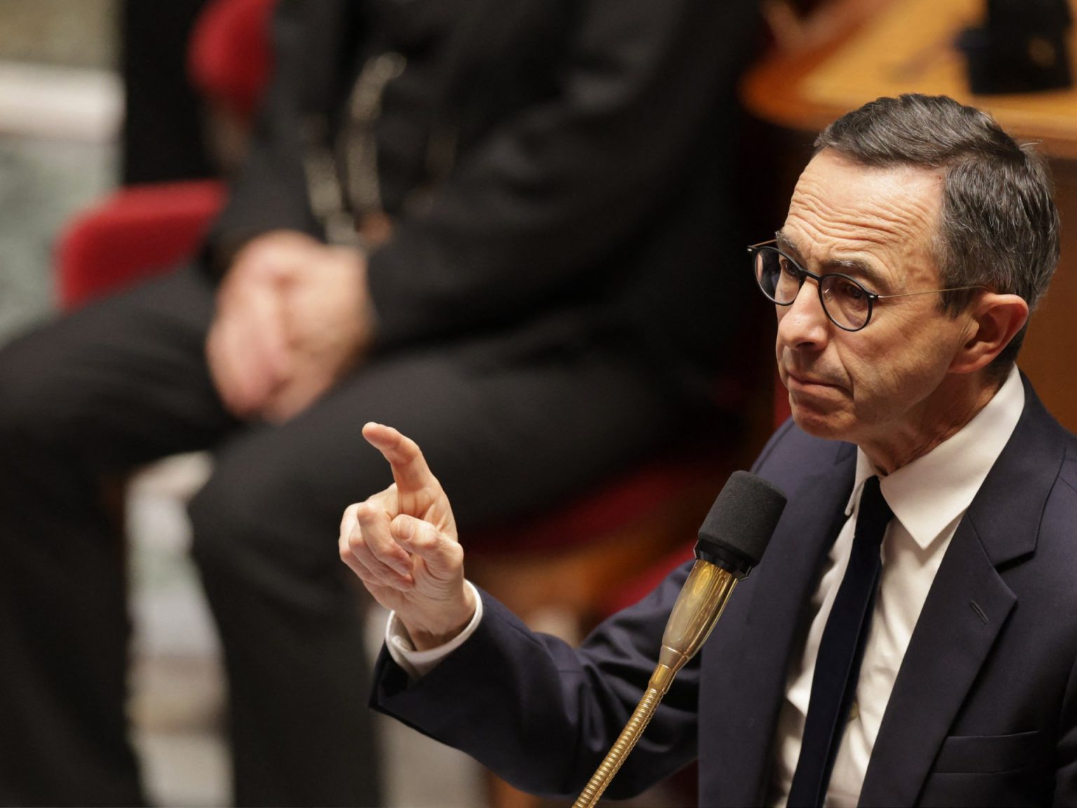 تكميم أفواه متواصل.. وزير الداخلية الفرنسي يقرر حل جمعية داعمة لفلسطين 9 56ds 1737324311