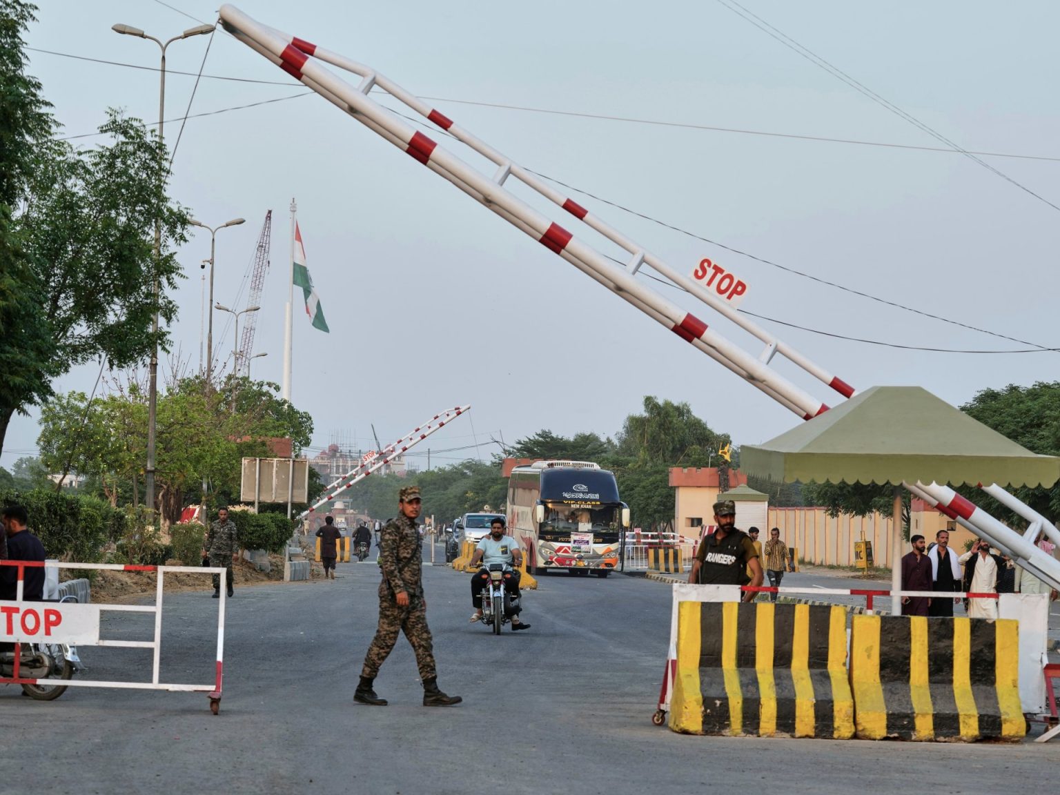 الهند تحجب حسابات مشاهير باكستانيين على وسائل التواصل الاجتماعي AP25114516708311 1745940419