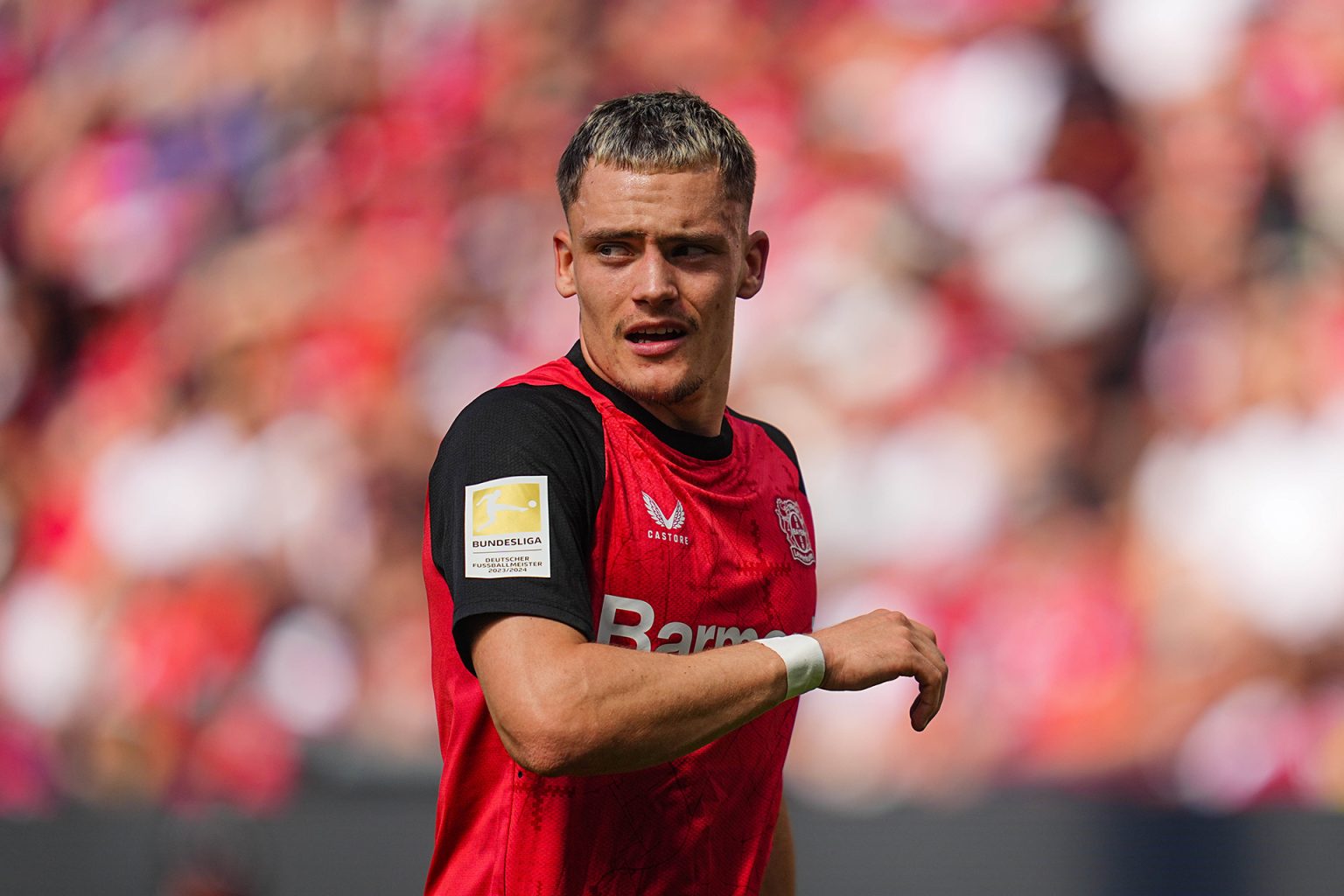 عرض خرافي من مان سيتي للتعاقد مع فيرتز نجم ليفركوزن GettyImages 2214140745 1747221387