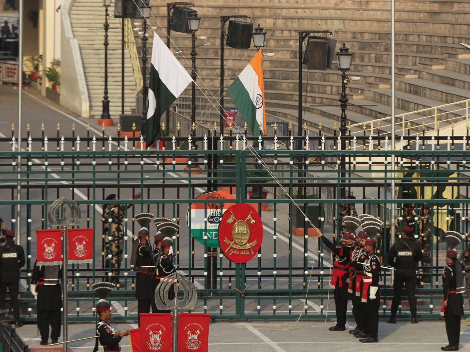 باكستان والهند تتفقان على تمديد وقف إطلاق النار RC2CHEAZV0V3 1747336174