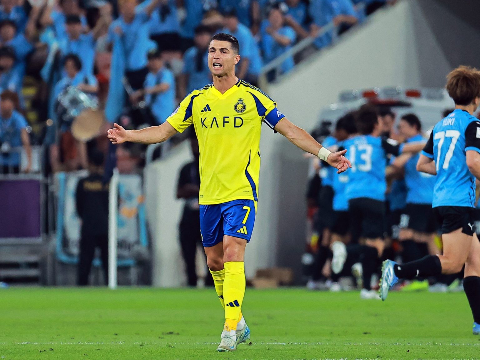 شروط خرافية لرونالدو ليجدد عقده مع النصر السعودي UP1EL4U1AO0PB 1746032163