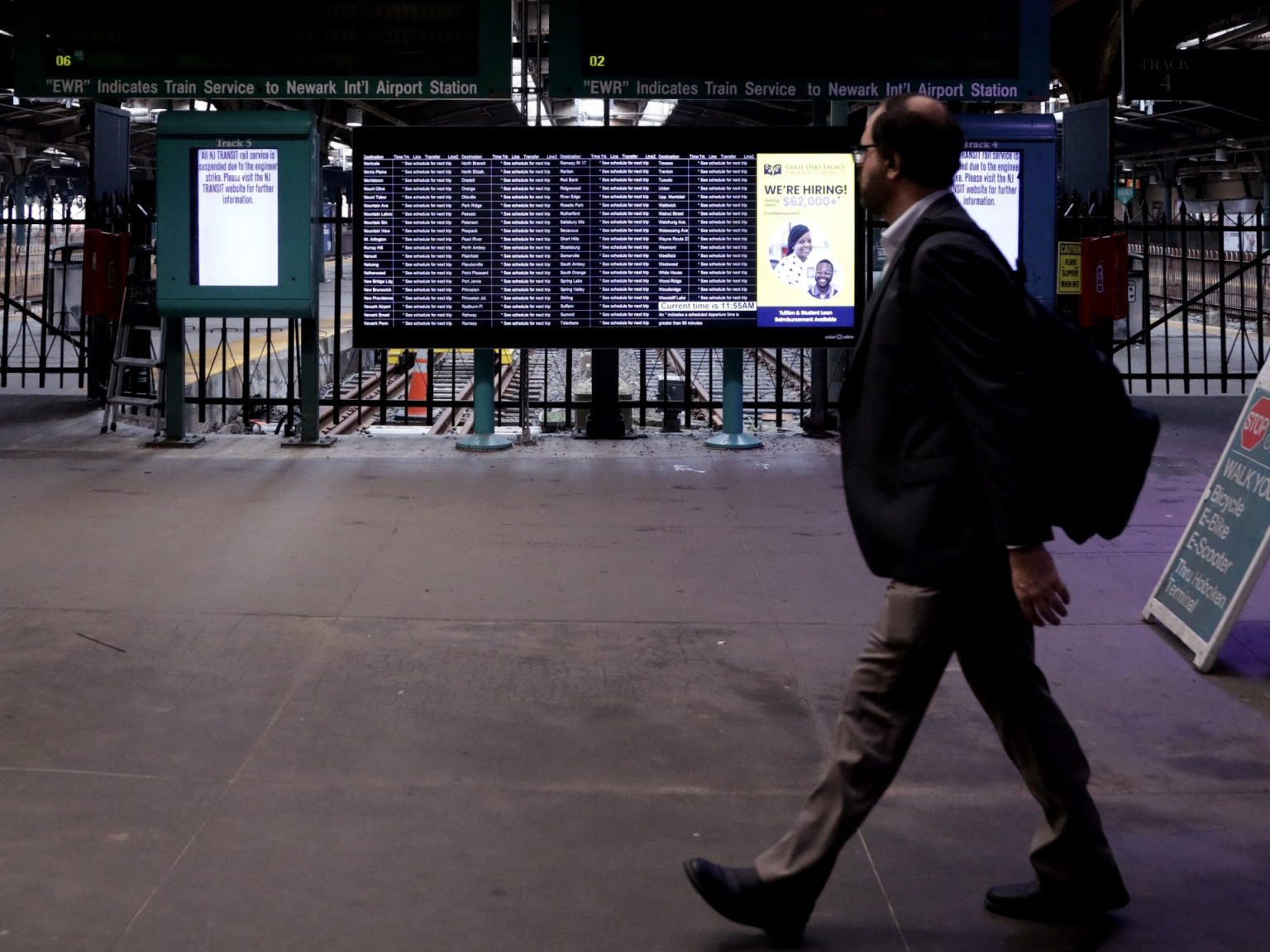 إضراب تاريخي في نيوجيرسي يشل حركة القطارات ويؤثر على آلاف الركاب afp 682829f1ccc6 1747462641