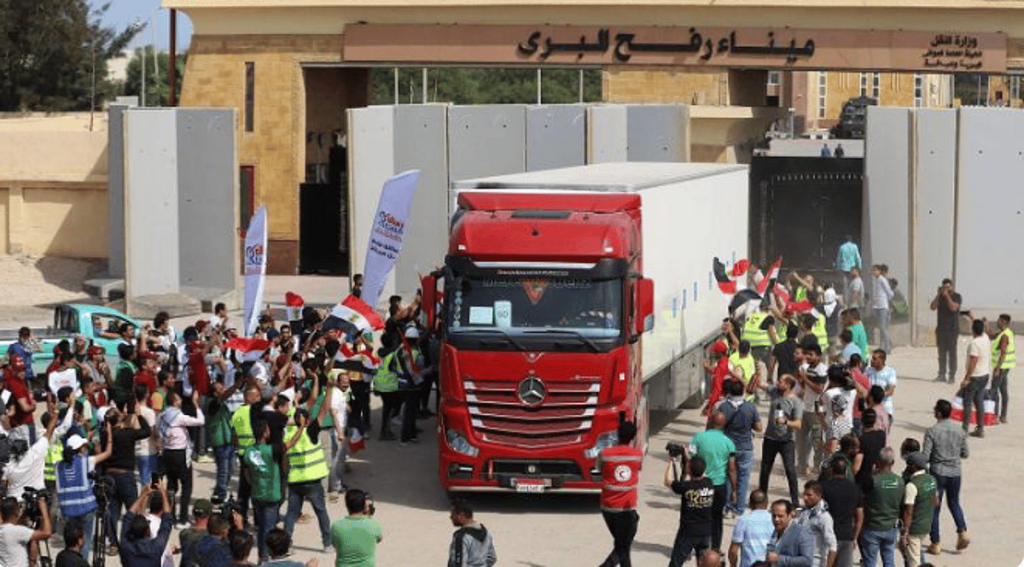 رئيس الوزراء الفلسطيني يطالب بتشكيل تحالف دولي لإدخال المساعدات إلى غزة ajel2F2023 112F9b4e4b19 56f3 4532 918d 2a1f674b35062Ffa82af00 8cfa 46fb a04c 495980d00ca6