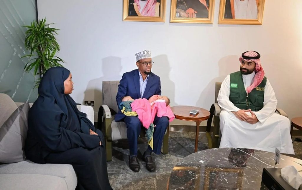 إنفاذًا لتوجيهات خادم الحرمين الشريفين وولي العهد.. وصول التوأم الملتصق الصومالي “رحمة ورملا” إلى الرياض ajel2F2025 05 072Fwcftcrml2F8f05783c 7a4a 45ef a882 360a4b0753a2