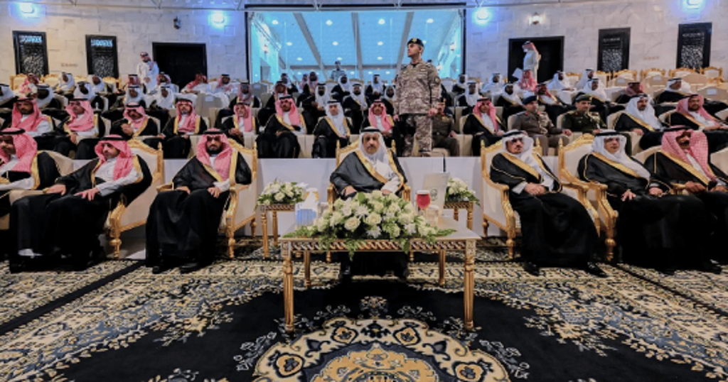 الأمير حسام بن سعود يرعى حفل تخريج 4700 طالب وطالبة من جامعة الباحة ajel2F2025 05 132Fa4dxl2162FCapture