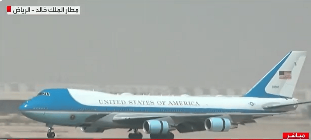 الرئيس الأمريكي دونالد ترامب يصل الرياض ajel2F2025 05 132Fb4vxi6932FScreenshot 2025 05 13 100422