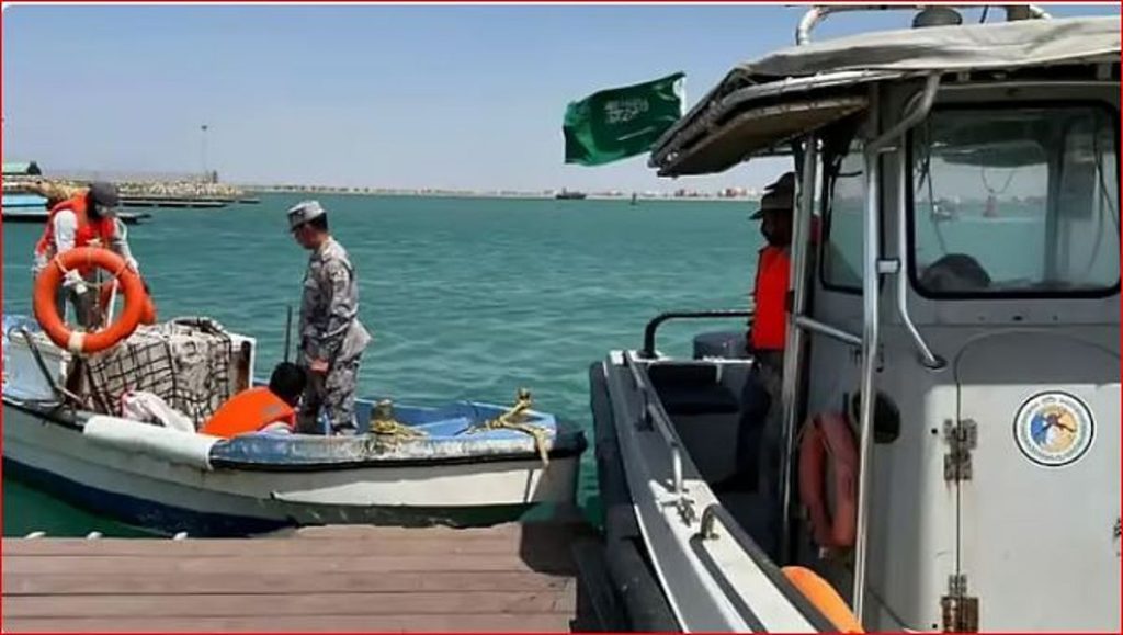 حرس الحدود بمنطقة جازان يضبط 4 مخالفين للائحة الأمن والسلامة للأنشطة البحرية ajel2F2025 05 152F9v1rhzdm2FD8ADD8B1D8B3 D8A7D984D8ADD8AFD988D8AF