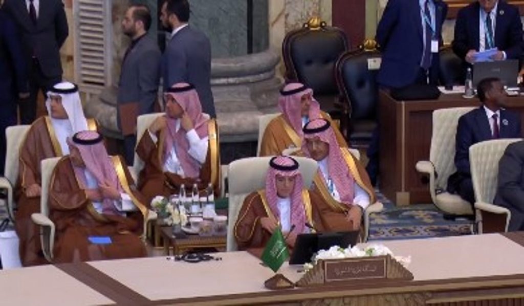 الجبير يرأس وفد المملكة المشارك في القمة العربية الـ34 ببغداد ajel2F2025 05 172F3b1kuy9q2FD8A7D984D8ACD8A8D98AD8B1