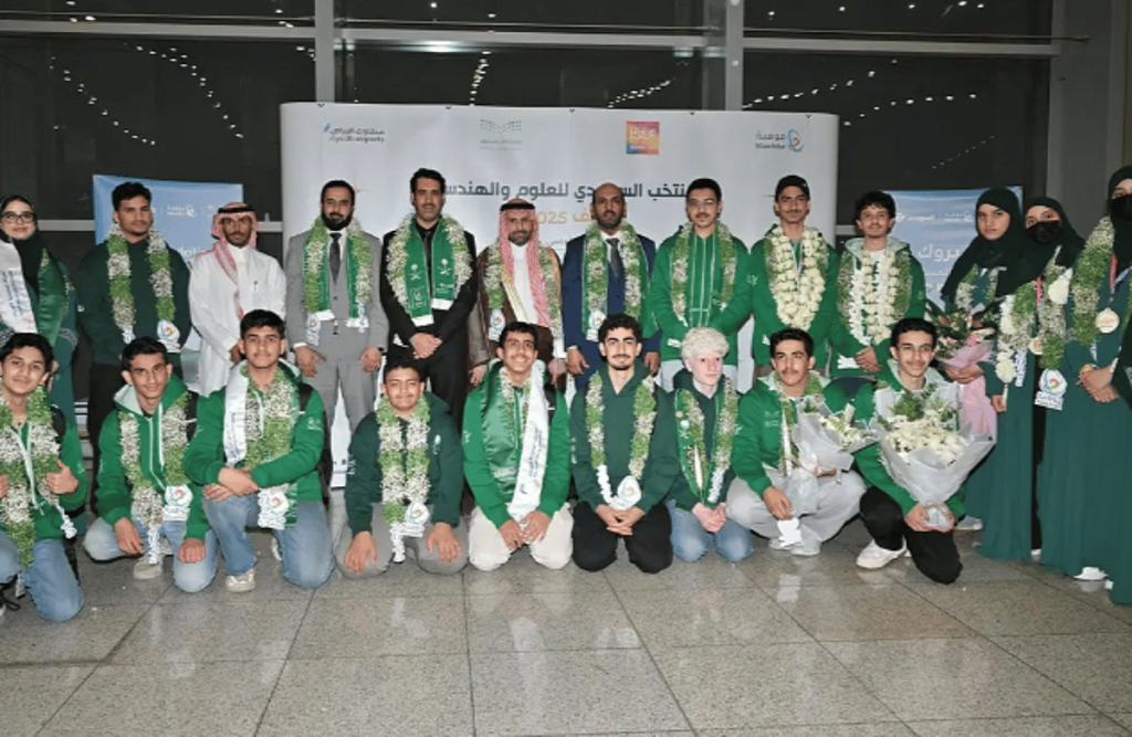 استقبال حافل لمنتخب المملكة للعلوم والهندسة في الرياض بعد فوزه بـ23 جائزة في “آيسف 2025” ajel2F2025 05 192Fhvuntdmv2FCapture