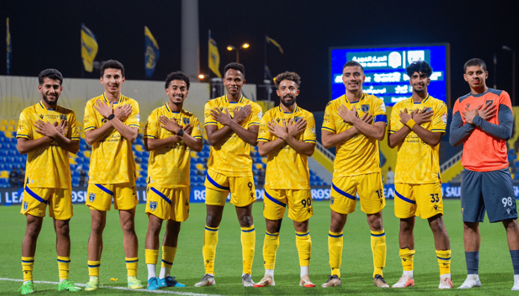 التعاون يهزم الرياض بثلاثية في الجولة الـ 33 من دوري روشن ajel2F2025 05 202Fckmcosnm2FCapture
