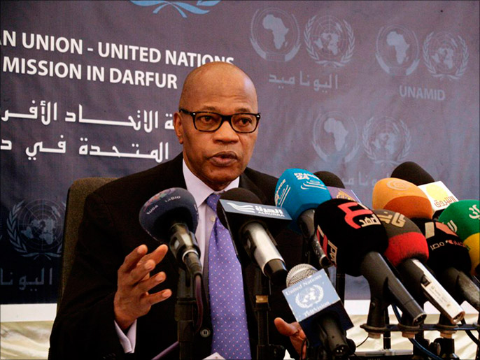تعيين رئيس وزراء مدني.. هل يمهّد لعودة السودان إلى الاتحاد الأفريقي؟ 20 رئيس البعثة المشتركة بدارفور محمد بن شمباس