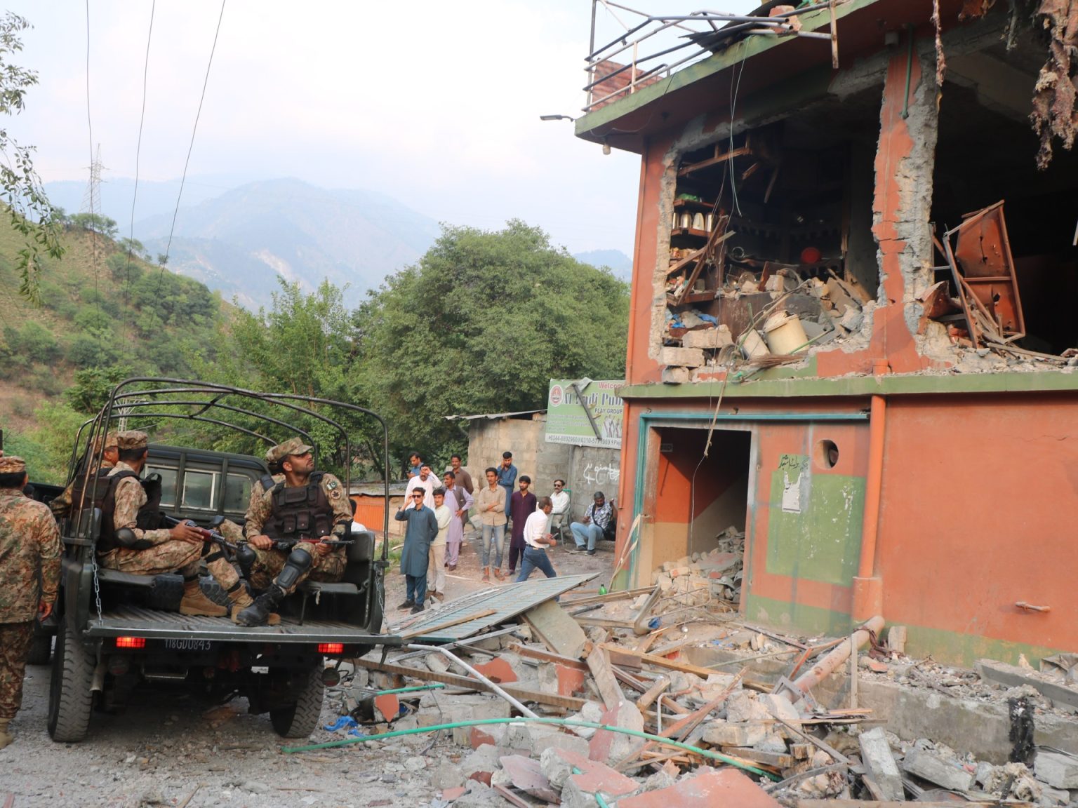 الجيش الباكستاني: سنظل في حالة حرب ما دامت بلادنا مهددة epa 681e2e779c7c 1746808439