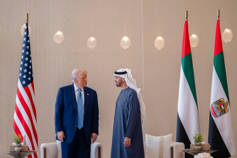 بلومبيرغ عن جولة ترامب الخليجية: كأنما كان في بيته 20 epa12106237 A handout photo made available by the UAE's Presidential Court shows President of the United Arab Emirates Sheikh Mohamed bin Zayed Al Nahyan (R) speaking with US President Donald Trump, at the Presidential Airport in Abu Dhabi, United Arab Emirates, 16 May 2025. EPA-EFE/UAE PRESIDENTIAL COURT / HANDOUT HANDOUT EDITORIAL USE ONLY/NO SALES