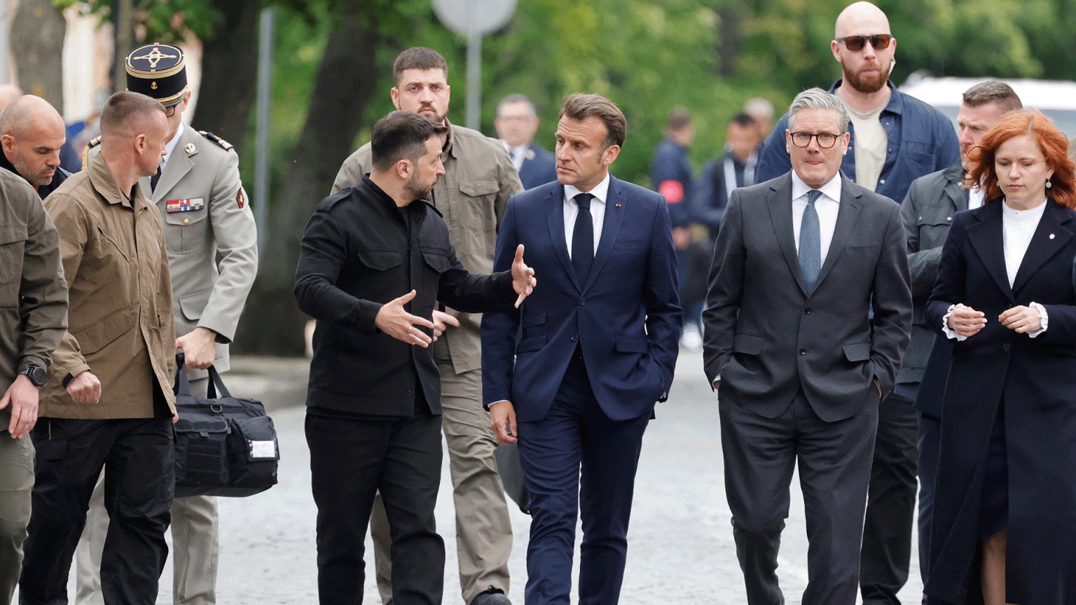 قادة أوربيون يطلقون مبادرة لوقف إطلاق النار بين روسيا وأوكرانيا image 1746951379