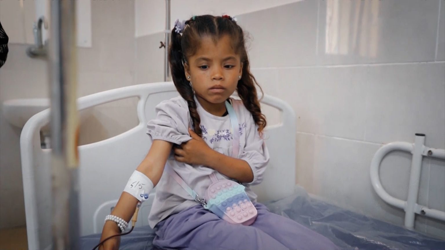 أصوات من غزة.. تفاقم أزمة بنوك الدم وتأثيرها على حياة المرضى image 1747042169