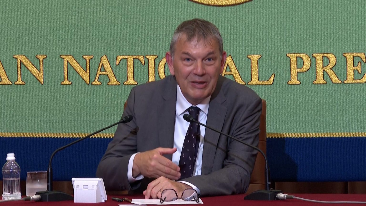 مدير الأونروا: نظام توزيع المساعدات بغزة هدر للموارد وإلهاء عن الفظائع image 1748422083