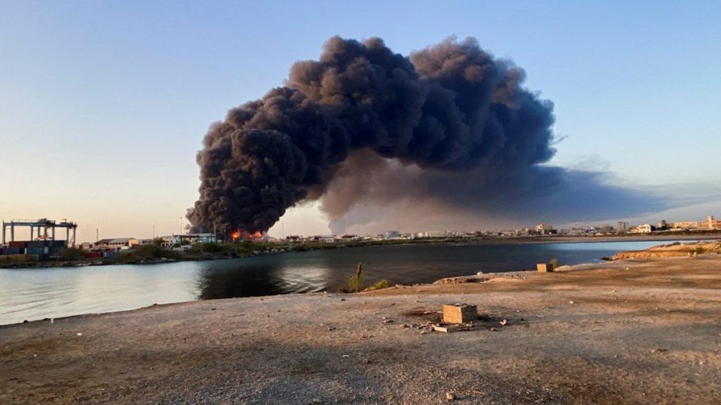 مسيّرات تهاجم بورتسودان لليوم السابع و14 قتيلا في شمال دارفور reuters 681ce36d 1746723693