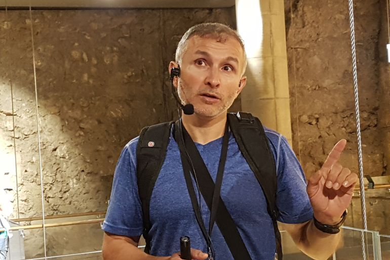 مستوطنون يقحمون أنفسهم في أعمال ترميم بالأقصى 1 13-الباحث في تاريخ القدس إيهاب الجلاد(الجزيرة نت)